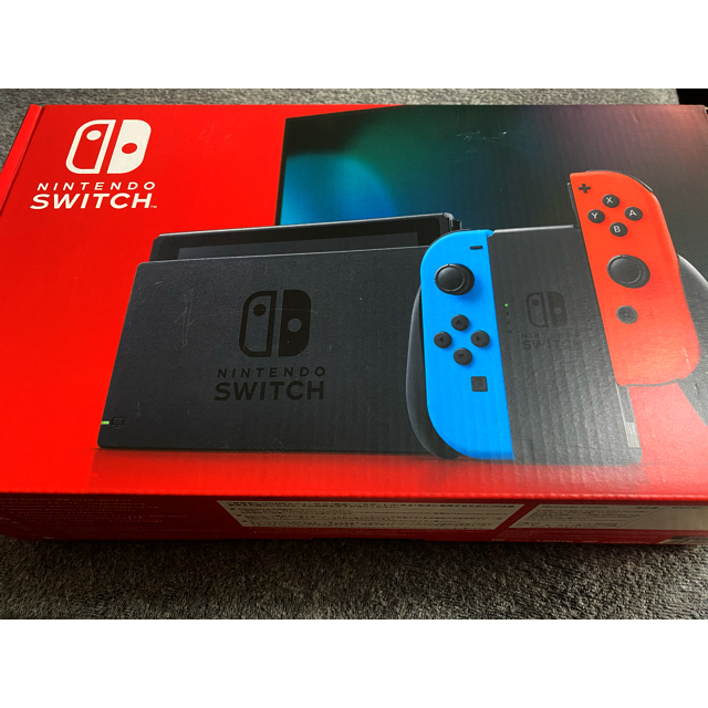 Nintendo Switch(ニンテンドースイッチ)の【新品未開封】Nintendo Switch ネオンブルー ネオンレッド エンタメ/ホビーのゲームソフト/ゲーム機本体(家庭用ゲーム機本体)の商品写真