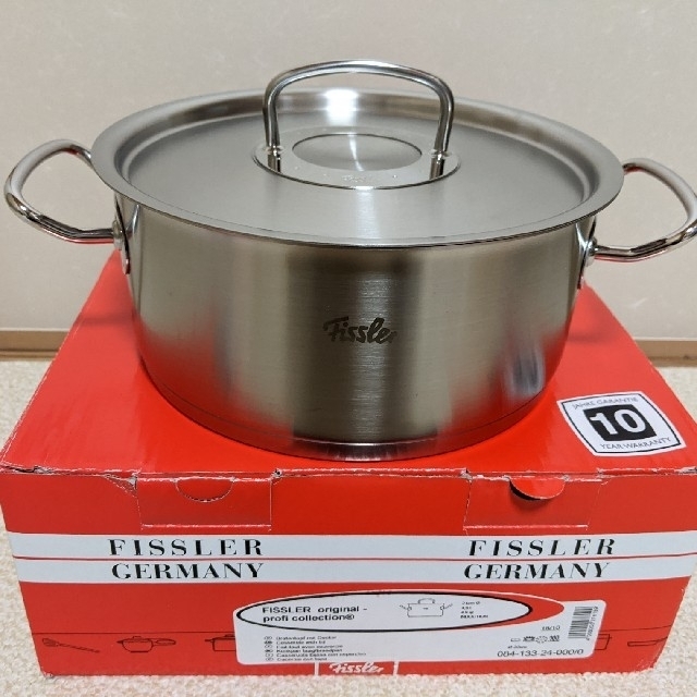 Fissler(フィスラー)の【はな様専用】フィスラー プロコレクション キャセロール24cm インテリア/住まい/日用品のキッチン/食器(鍋/フライパン)の商品写真