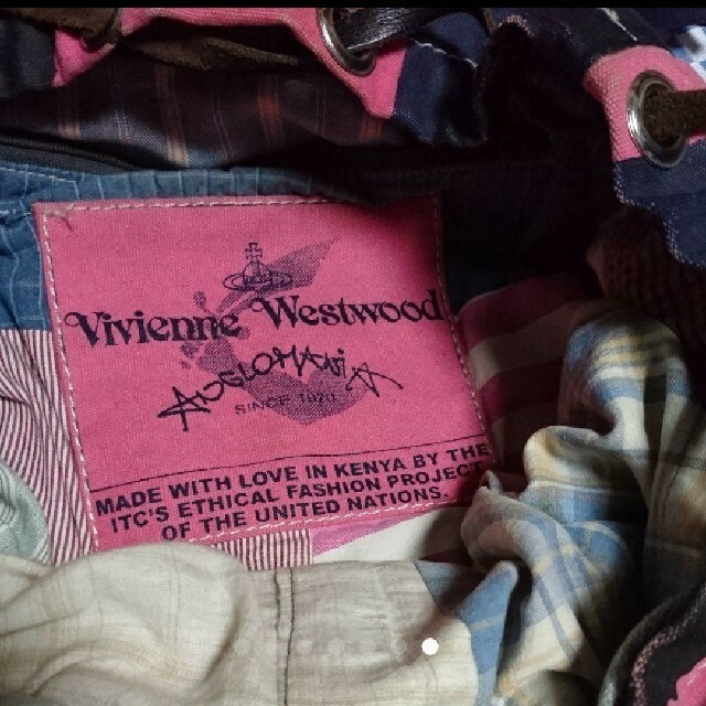Vivienne Westwood(ヴィヴィアンウエストウッド)の格安ヴィヴィアンウエストウッド　リュック レディースのバッグ(リュック/バックパック)の商品写真