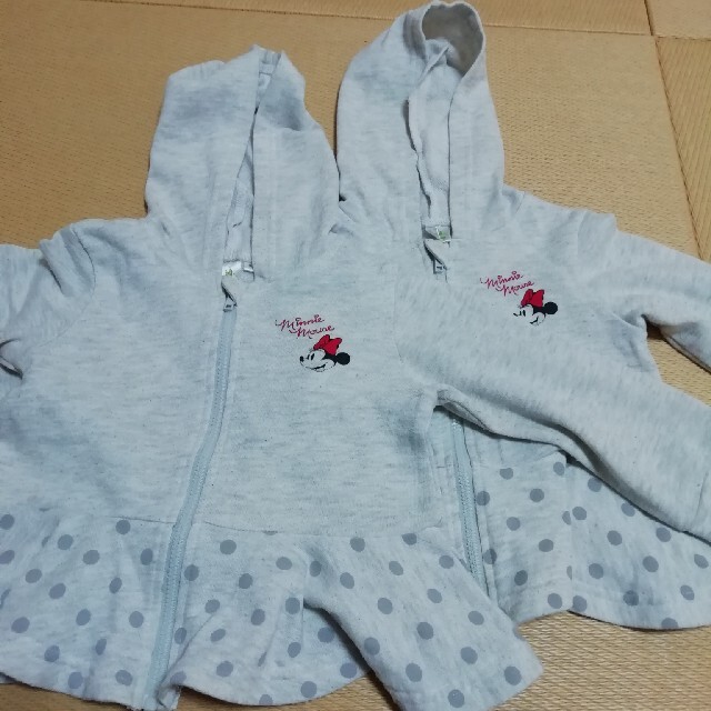 Disney(ディズニー)のパーカー　双子 キッズ/ベビー/マタニティのキッズ服女の子用(90cm~)(ジャケット/上着)の商品写真