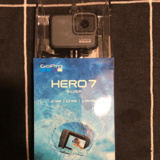ゴープロ(GoPro)の緊急値下げ　新品同様GoPro HERO7シルバーsilver (コンパクトデジタルカメラ)