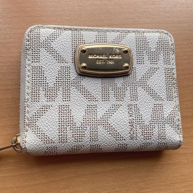 Michael Kors(マイケルコース)のマイケルコース❤︎二つ折り財布 レディースのファッション小物(財布)の商品写真