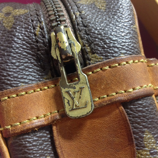 LOUIS VUITTON(ルイヴィトン)のヴィトン セカンドバッグ レディースのバッグ(クラッチバッグ)の商品写真
