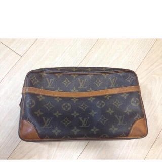 ルイヴィトン(LOUIS VUITTON)のヴィトン セカンドバッグ(クラッチバッグ)