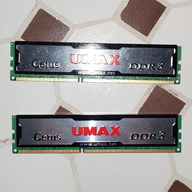 UMAX　Cetus　DDR3　16GB(8GBx2)　dual