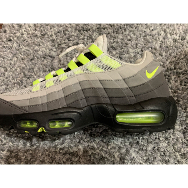 NIKE(ナイキ)のNIKE AIR MAX 95 OG イエローグラデ 27cm メンズの靴/シューズ(スニーカー)の商品写真