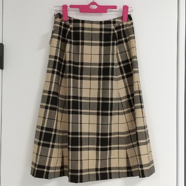 Yorkland(ヨークランド)の【新品】Yorkland スカート タグ·しつけ糸付 レディースのスカート(ロングスカート)の商品写真