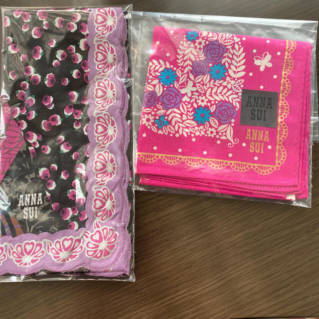 ANNA SUI(アナスイ)のサスティナ様専用　アナスイ　ハンカチ レディースのファッション小物(ハンカチ)の商品写真