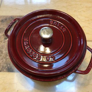 ストウブ(STAUB)の★★BD様専用★ストウブ    24㎝　グレナディンレッド(調理道具/製菓道具)