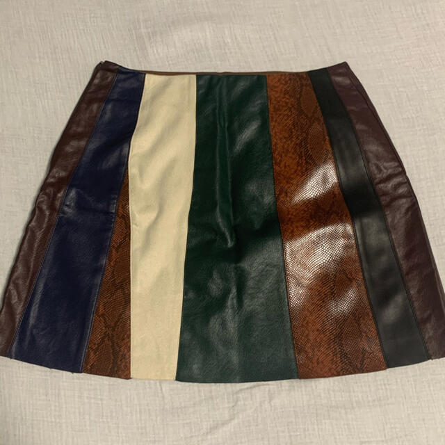 SLY(スライ)の11月特別価格⭐︎SLY マルチカラーミニスカート レディースのスカート(ミニスカート)の商品写真