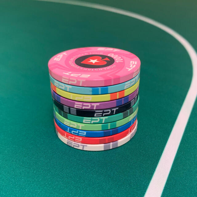 EPT ポーカーチップ　高級セラミック　カジノチップ エンタメ/ホビーのテーブルゲーム/ホビー(その他)の商品写真