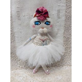 ミナペルホネン(mina perhonen)のバレリーナ猫人形 マスコット ぬいぐるみ ミナペルホネン *ハンドメイド*(ぬいぐるみ)