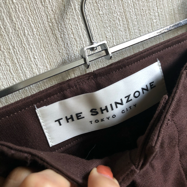 Shinzone(シンゾーン)のshinzone ベイカーパンツ　ブラウン レディースのパンツ(ワークパンツ/カーゴパンツ)の商品写真