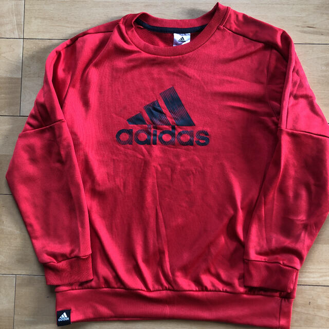 adidas(アディダス)の＊adidas アディダス＊赤 トレーナー 160cm＊ キッズ/ベビー/マタニティのキッズ服男の子用(90cm~)(Tシャツ/カットソー)の商品写真