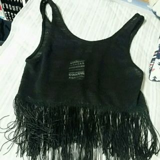 エイチアンドエム(H&M)のショート丈フリンジタンク２点セット(タンクトップ)