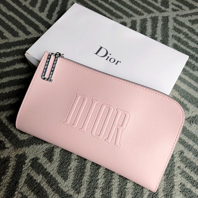 Dior - 【新品未使用】Dior ポーチ ノベルティ の通販 by まちこ＊仕事復帰｜ディオールならラクマ