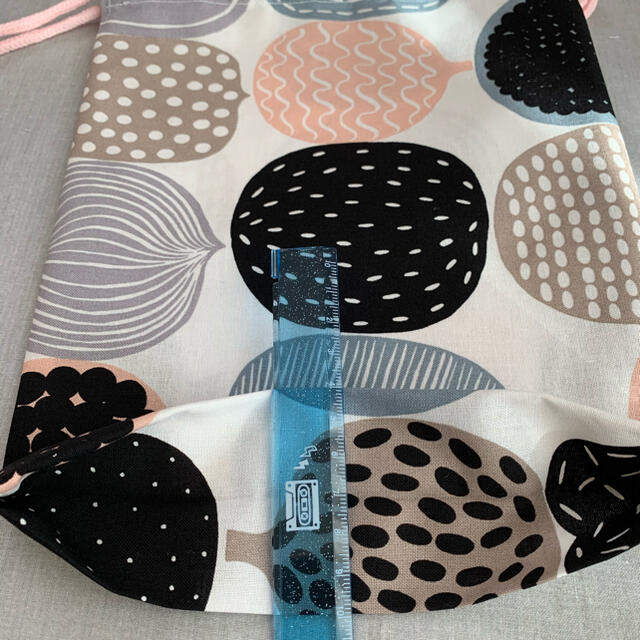 marimekko(マリメッコ)のマリメッコ　コンポッティ　巾着袋 ハンドメイドのファッション小物(バッグ)の商品写真