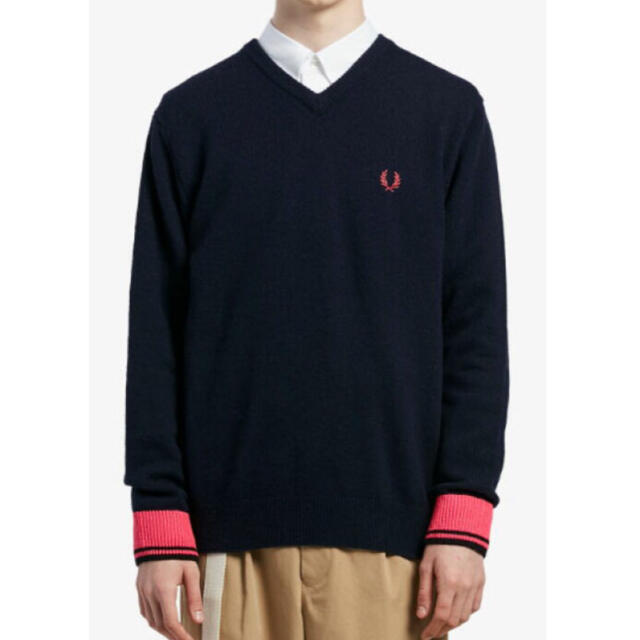 FRED PERRY　【フレッドペリー】　Vネックラインセーター