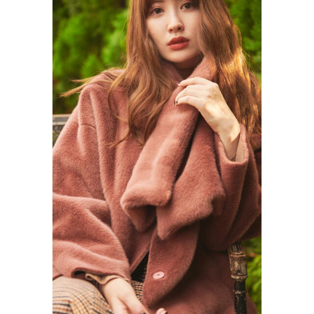 Her lip to Faux Fur Reversible Coat 小嶋陽菜