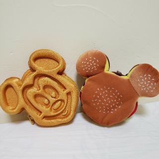 ディズニー(Disney)のディズニー　ミッキーワッフル　ミッキーハンバーガー　ぬいぐるみ　ポーチ(キャラクターグッズ)