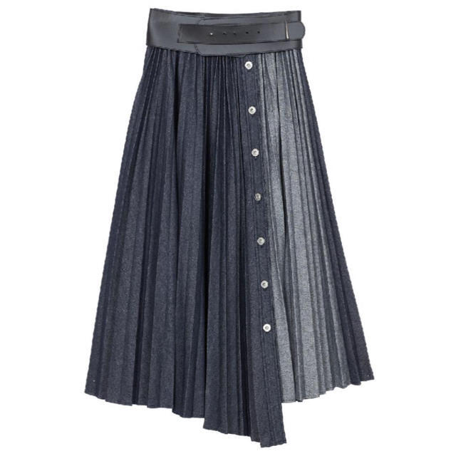 Ameri VINTAGE(アメリヴィンテージ)のAmeri VINTAGE  DENIM PLEATS SKIRT   レディースのスカート(ロングスカート)の商品写真