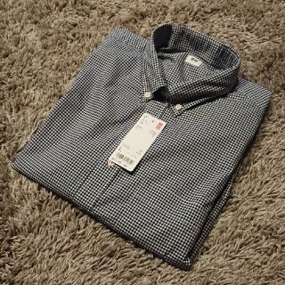 ユニクロ(UNIQLO)の新品 UNIQLO ユニクロ ブロードチェックシャツ ネイビー 長袖 L(シャツ)