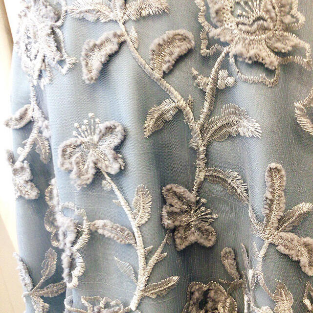 grace continental 刺繍ドレス パーティードレス 結婚式ドレス
