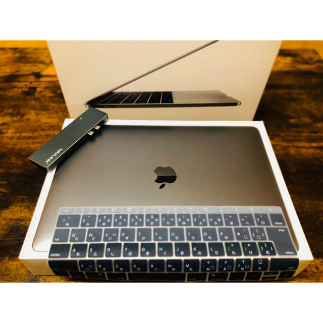 Mac (Apple)(マック)の MacBook Pro 2017 16GBカスタマイズ済み　美品　送料無料 スマホ/家電/カメラのPC/タブレット(ノートPC)の商品写真