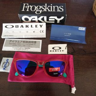 オークリー(Oakley)の【週末限定価格】OAKLEY/オークリー FROGSKINS XS(サングラス/メガネ)