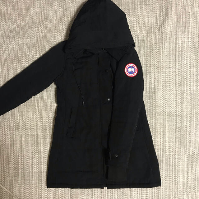 CANADA GOOSE(カナダグース)のカナダグース ダウン レディースのジャケット/アウター(ダウンジャケット)の商品写真