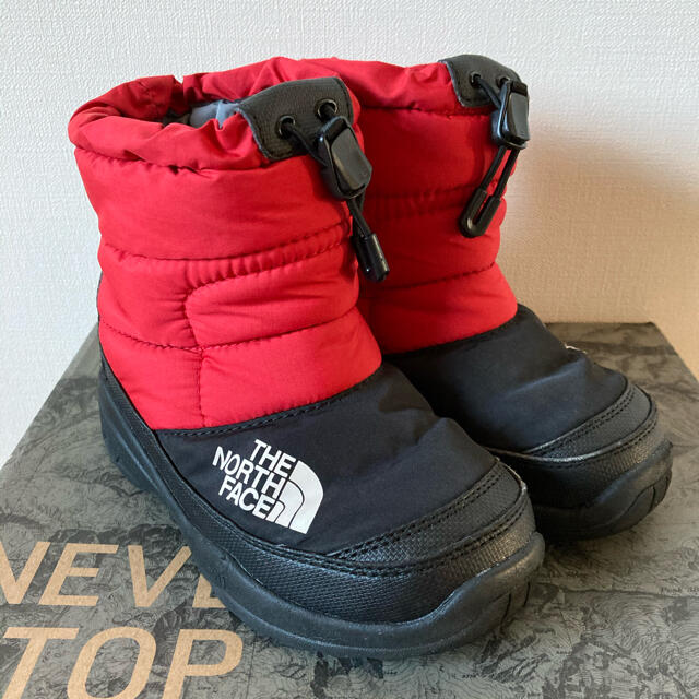 THE NORTH FACE(ザノースフェイス)のTHE NORTH FACE ヌプシ 18cm キッズ/ベビー/マタニティのキッズ靴/シューズ(15cm~)(ブーツ)の商品写真