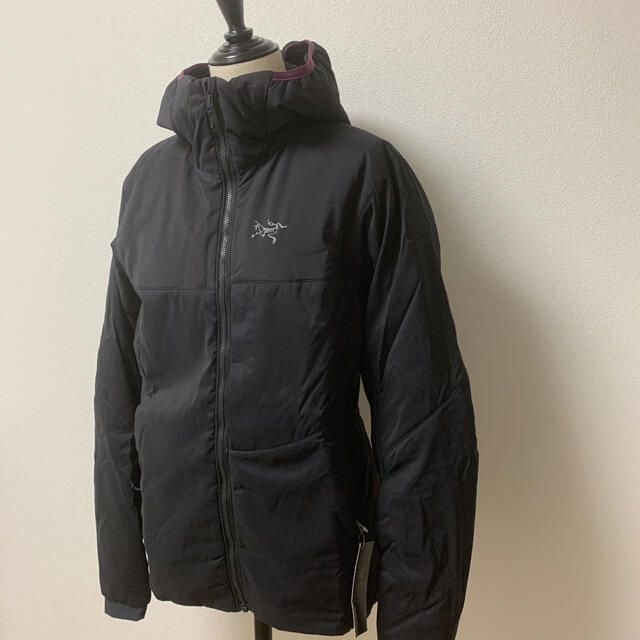 ARC'TERYX(アークテリクス)のARC’TERYX レディースProton LT フーディ レディースのジャケット/アウター(その他)の商品写真