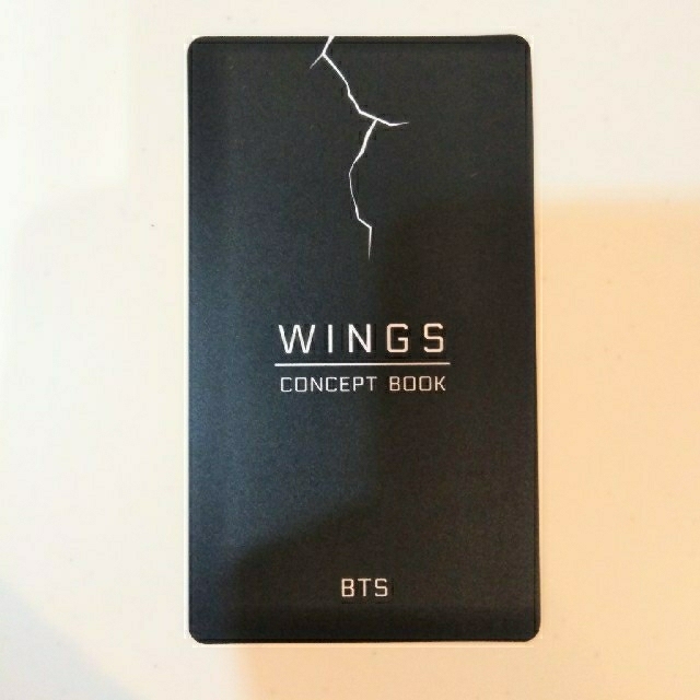 防弾少年団(BTS)(ボウダンショウネンダン)のBTS トレカ WINGS CONCEPT BOOK ジョングク グク エンタメ/ホビーのタレントグッズ(アイドルグッズ)の商品写真