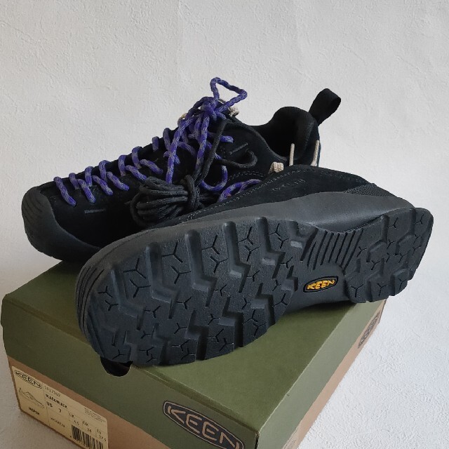 KEEN(キーン)の新品未使用 KEEN ジャスパー 23㎝ レディース 黒 ブラック 履きやすい レディースの靴/シューズ(スニーカー)の商品写真