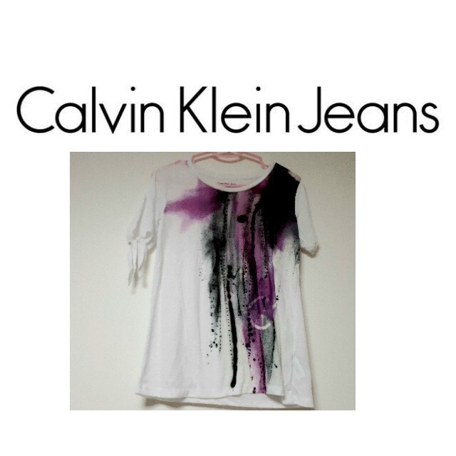 ck Calvin Klein(シーケーカルバンクライン)のCalvin Klein jeans Tシャツ レディースのトップス(Tシャツ(半袖/袖なし))の商品写真