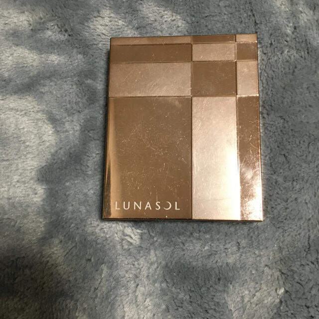 LUNASOL(ルナソル)の　ルナソル　アイシャドー コスメ/美容のベースメイク/化粧品(アイシャドウ)の商品写真