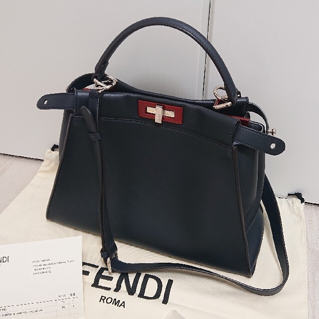 FENDI フェンディ ピーカブー