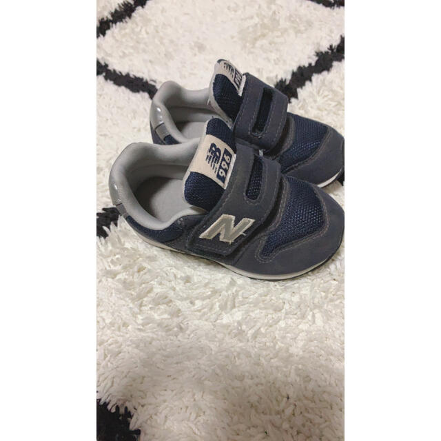 New Balance(ニューバランス)の【中古品🌼やや汚れ記入等あり】ニューバランス　スニーカー　13.5センチ☺️♡ キッズ/ベビー/マタニティのベビー靴/シューズ(~14cm)(スニーカー)の商品写真