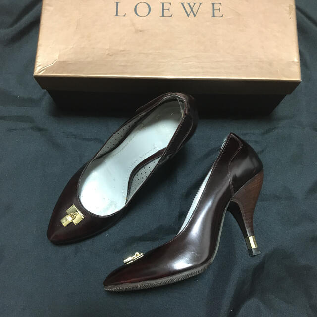 LOEWE イタリアレザーパンプス