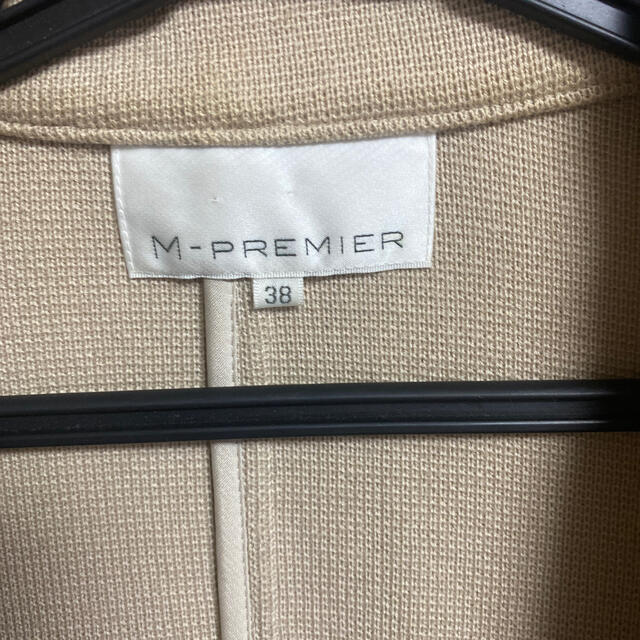 M-premier(エムプルミエ)のM-PREMIER ダブルクロスノーカラージャケット   レディースのジャケット/アウター(ノーカラージャケット)の商品写真