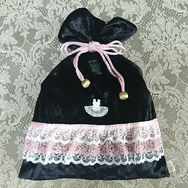 新品/美品  ♡ベロア&モアレ♡ レース フリル 巾着 レディースのファッション小物(ポーチ)の商品写真