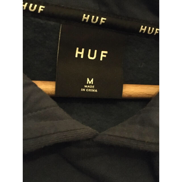 たかさん売約済み　HUF 刺繍パーカー　M