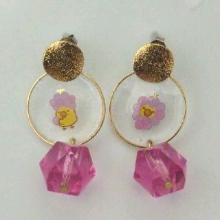 サンエックス(サンエックス)のハンドメイドピアス✨キイロイトリ(ピアス)