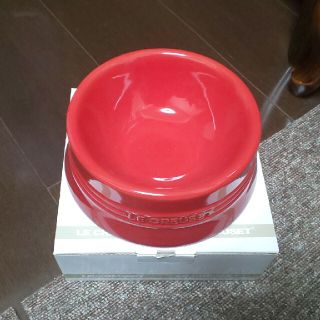 ルクルーゼ(LE CREUSET)のルクルーゼ  ペットボール(M)チェリーレッド(犬)