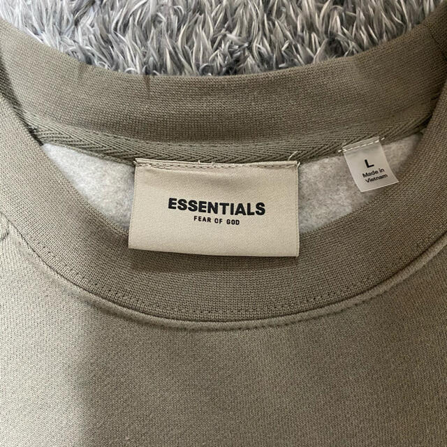 FEAR OF GOD(フィアオブゴッド)のESSENTIALS/エッセンシャルズ　ロゴプリントスウェットプルオーバー メンズのトップス(パーカー)の商品写真