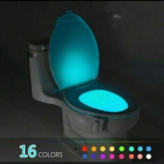オシャレなトイレ　センサーナイト　ライト　LED16カラー(その他)