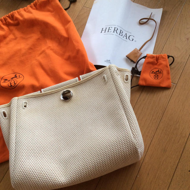 Hermes(エルメス)のcさま専用です！エルメス エールバッグ レディースのバッグ(リュック/バックパック)の商品写真