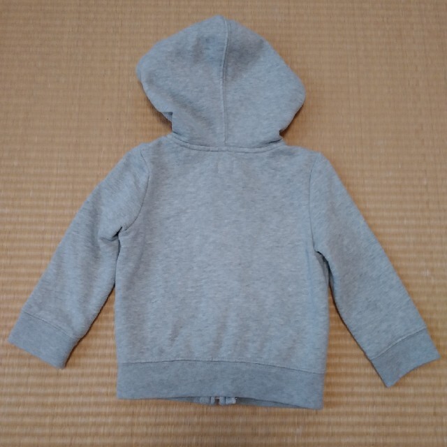 GAP(ギャップ)のNana様専用　GAPパーカー　90 キッズ/ベビー/マタニティのキッズ服女の子用(90cm~)(ジャケット/上着)の商品写真