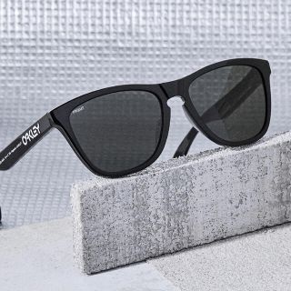 フラグメント(FRAGMENT)のOAKLEY × fragment design FROGSKINS (A)(サングラス/メガネ)