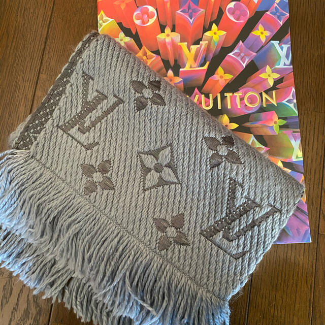 LOUIS VUITTON マフラー